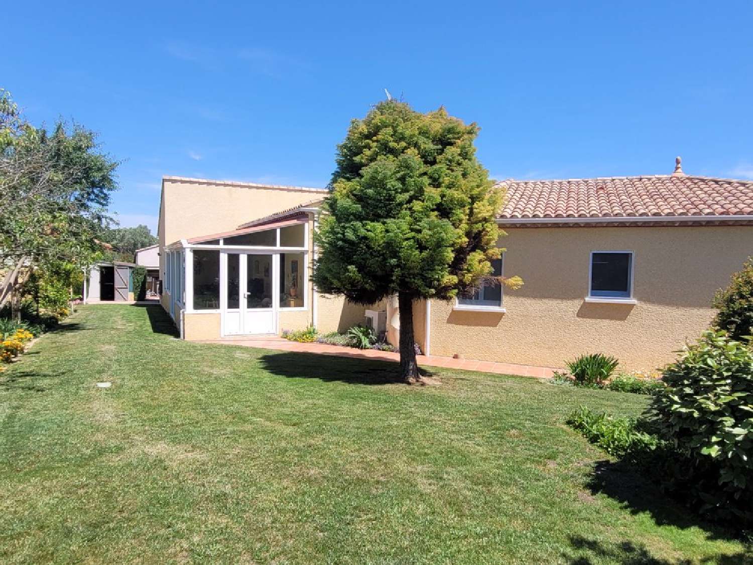 en venta casa Puimisson Hérault 2