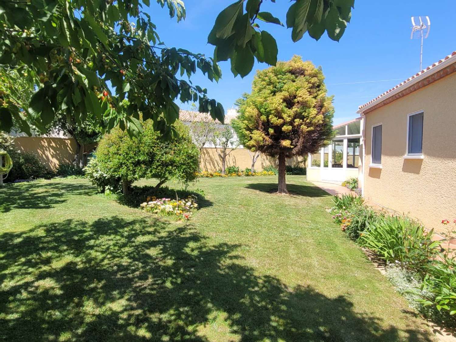 en venta casa Puimisson Hérault 4