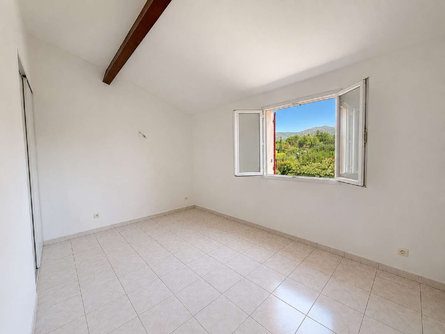 for sale house Puyvert Vaucluse 5