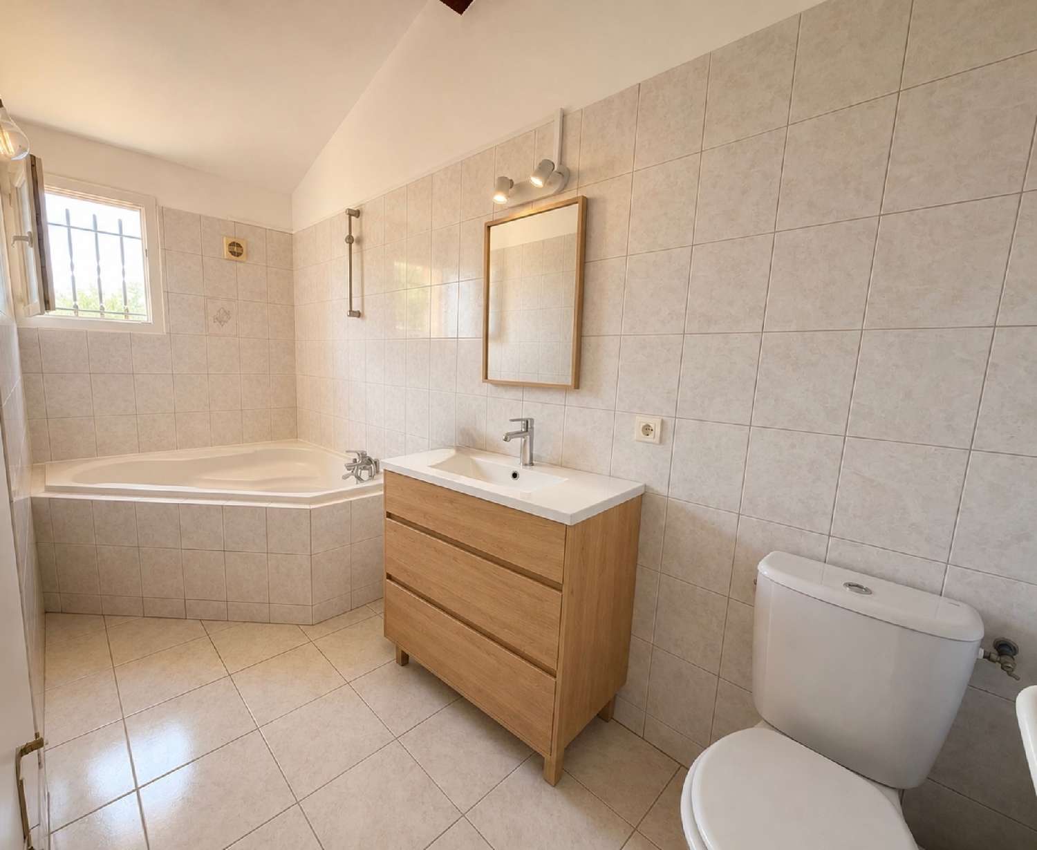 for sale house Puyvert Vaucluse 7
