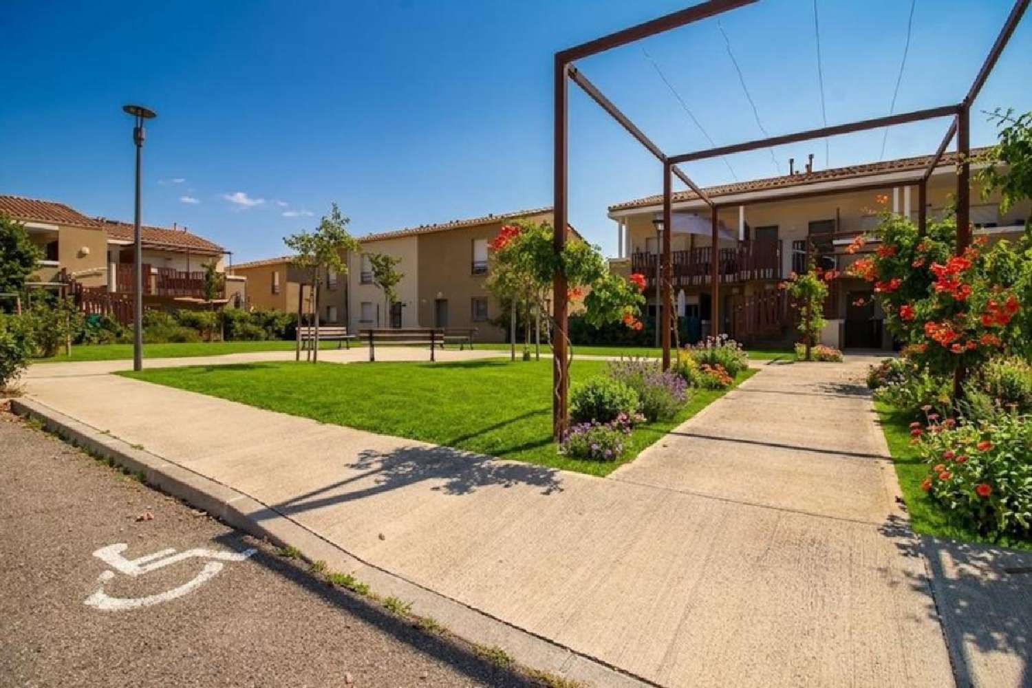  à vendre maison Robion Vaucluse 4