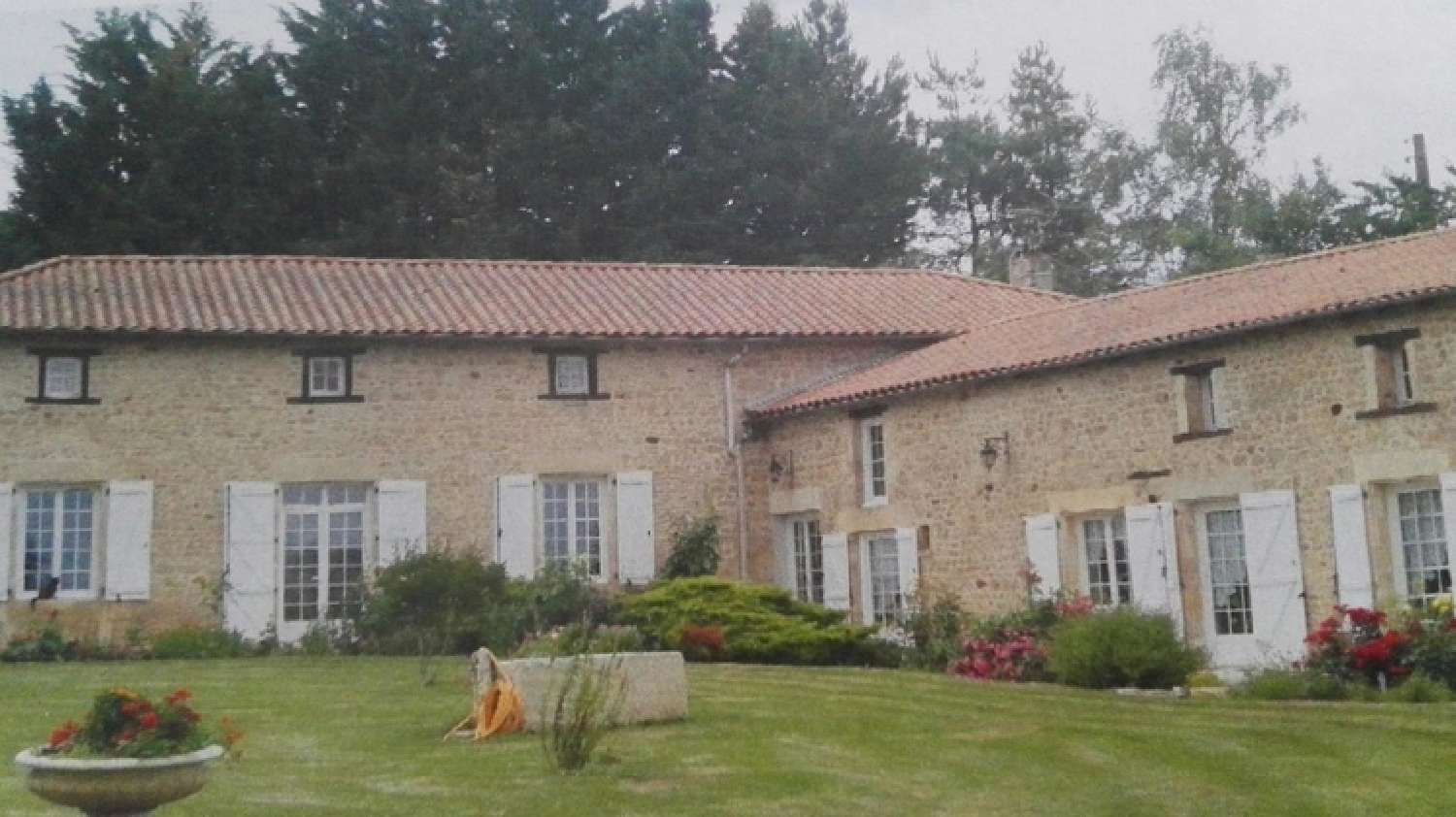 te koop huis Roches-Prémarie-Andillé Vienne 1