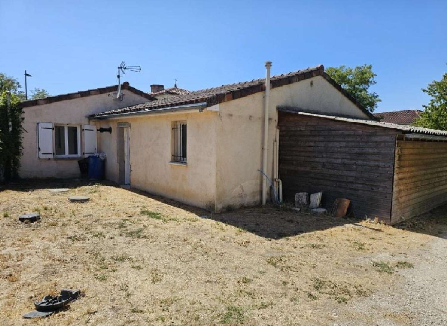 te koop huis Ruffec Charente 3