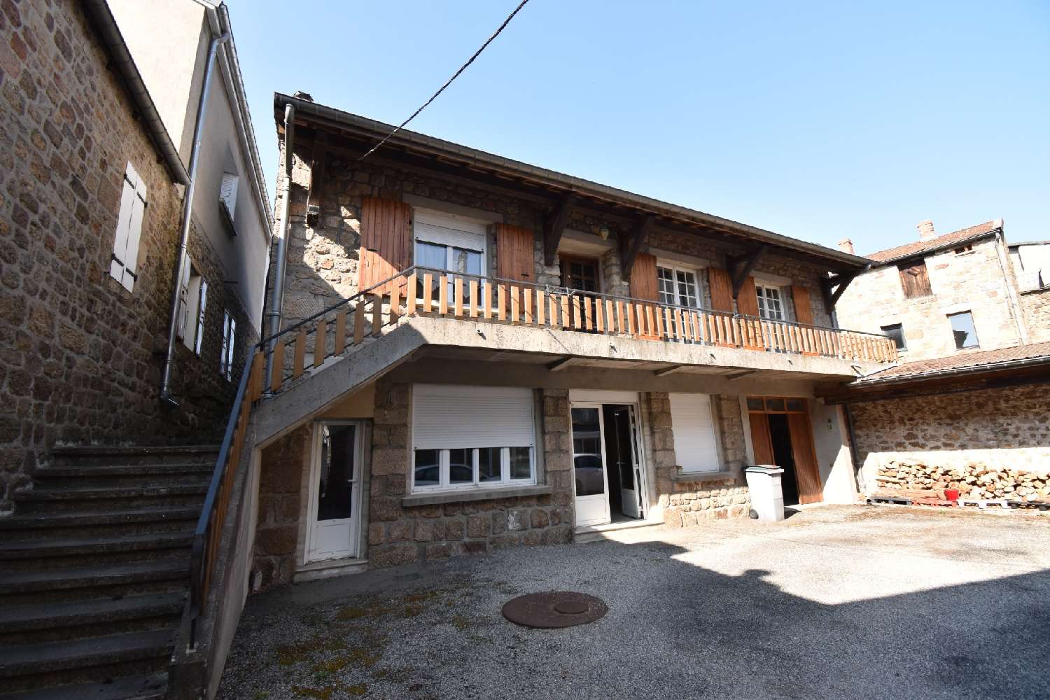 en venta casa Saint-Agrève Ardèche 1