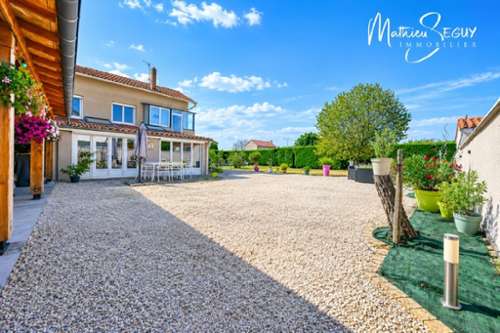 Saint-André-le-Puy Loire house foto 7384433