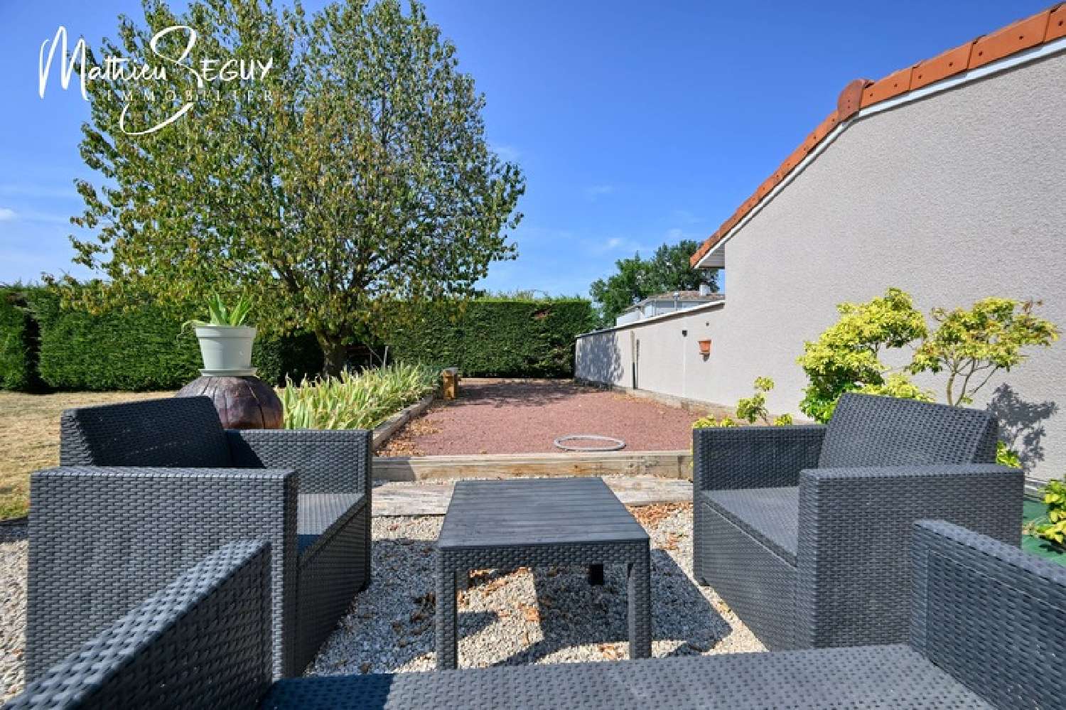 for sale house Saint-André-le-Puy Loire 8