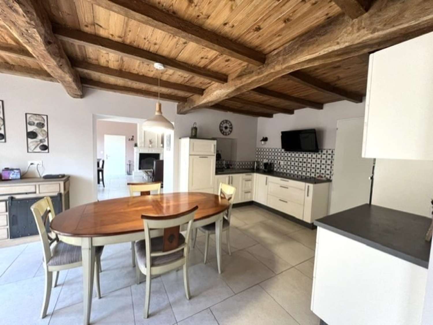  for sale house Saint-Georges-des-Côteaux Charente-Maritime 3
