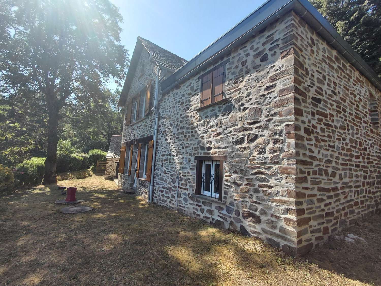  te koop huis Saint-Hippolyte Aveyron 2