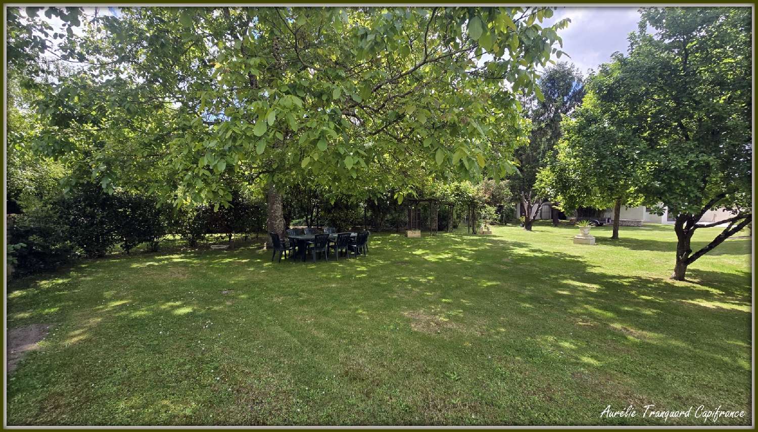 en venta casa Saint-Jean-d'Angély Charente-Maritime 2