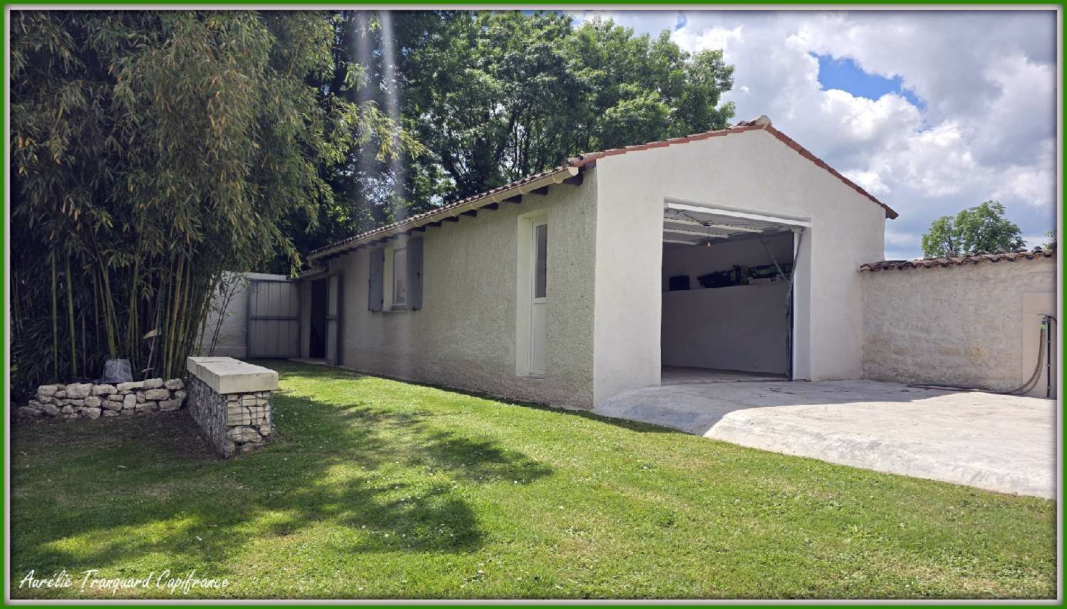 en venta casa Saint-Jean-d'Angély Charente-Maritime 5