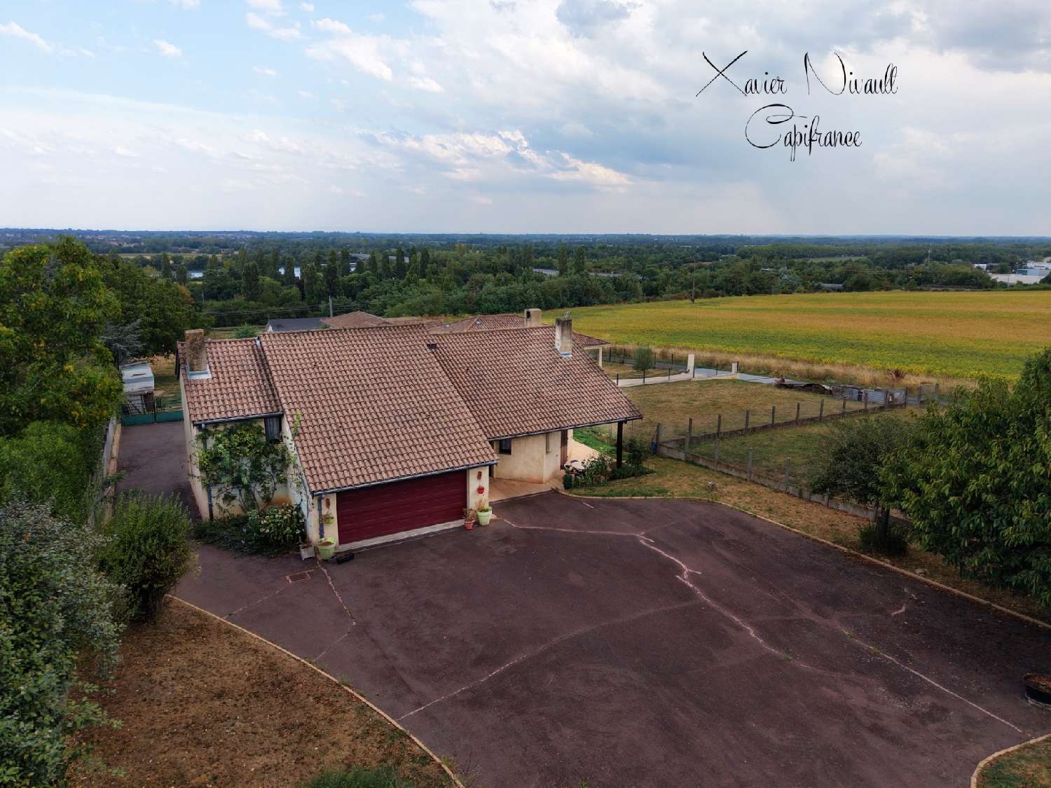  à vendre maison Saint-Jean-le-Priche Saône-et-Loire 1