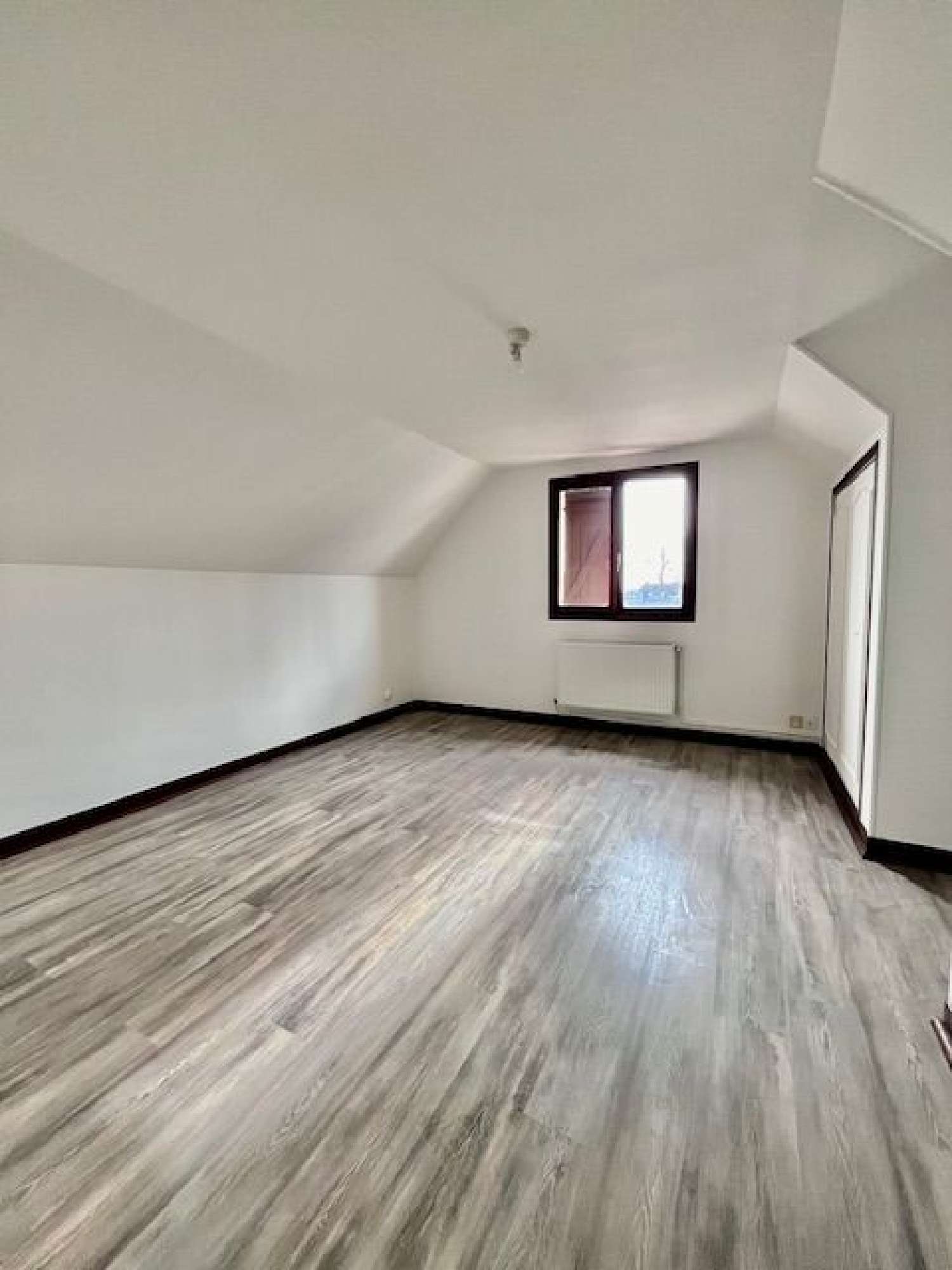 for sale house Saint-Julien-les-Villas Aube 3