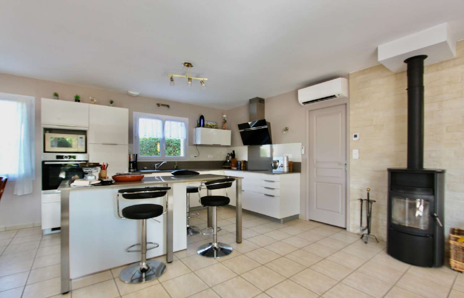 for sale house Saint-Mard Charente-Maritime 5