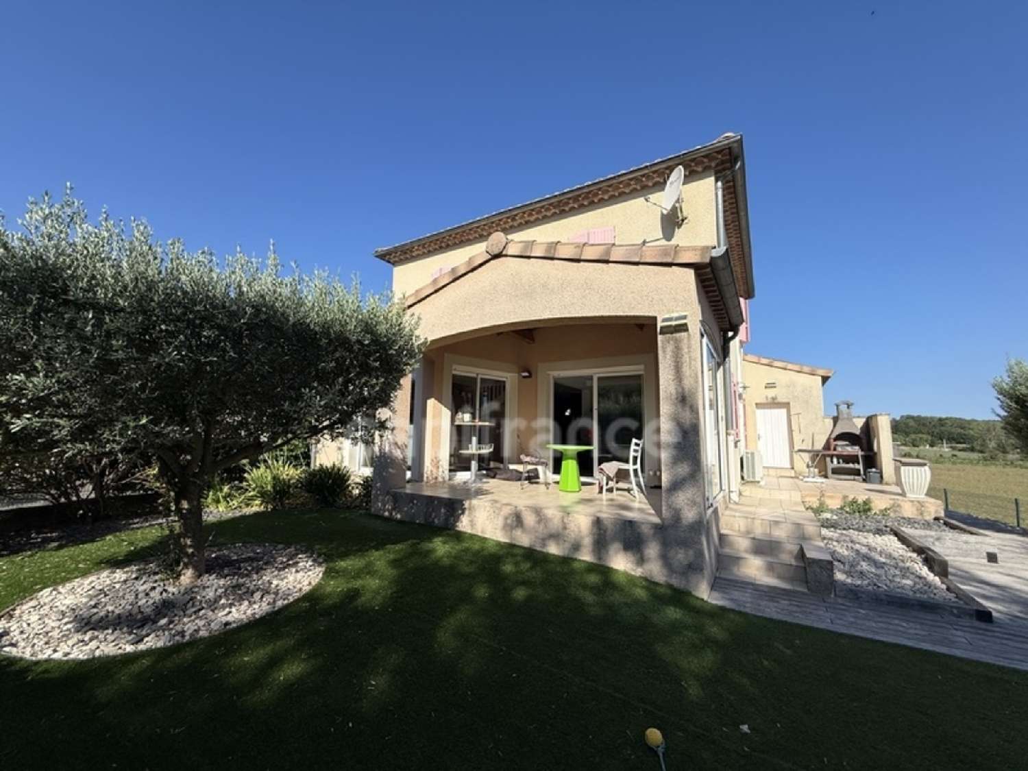à vendre maison Saint-Paul-Trois-Châteaux Drôme 1