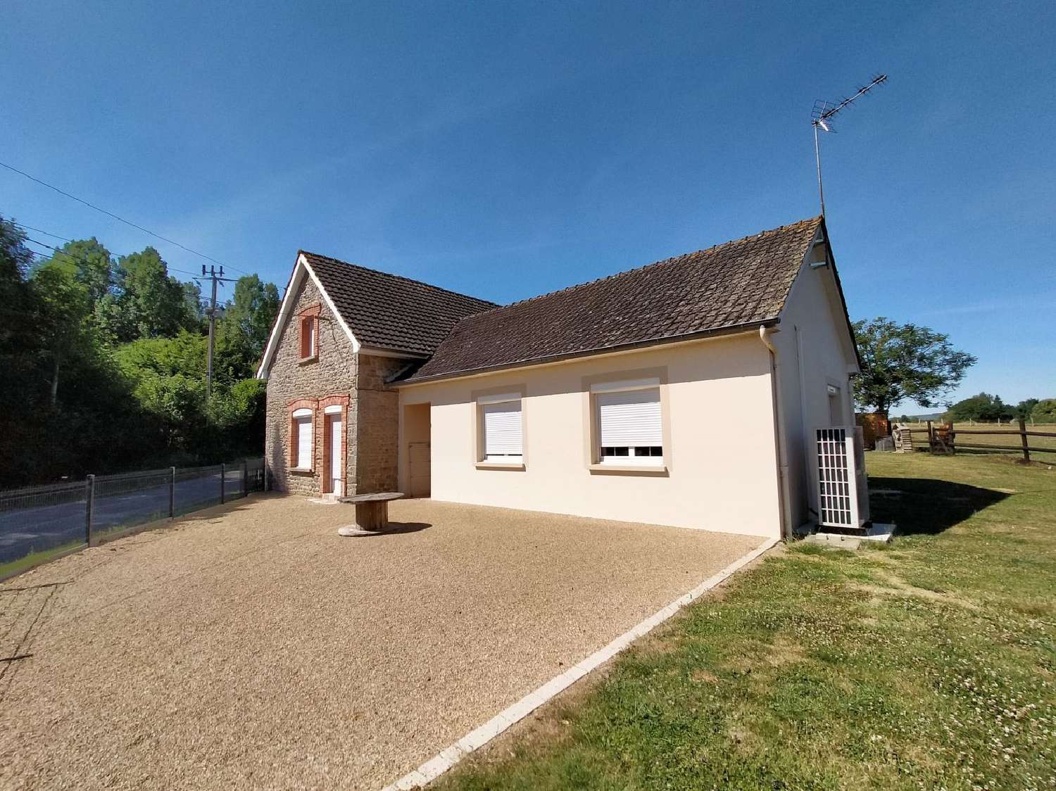 for sale house Saint-Pierre-des-Nids Mayenne 1
