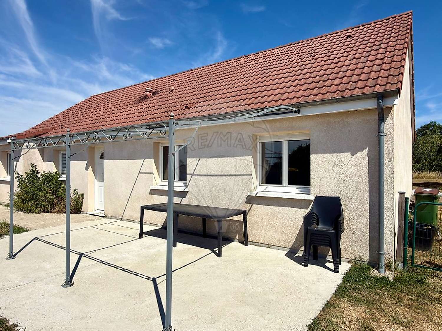 à vendre maison Saint-Pierre-le-Moûtier Nièvre 3