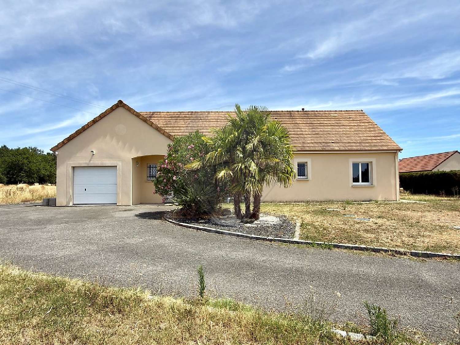 à vendre maison Saint-Pierre-le-Moûtier Nièvre 1