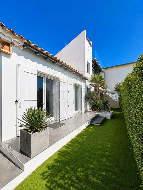 Saintes-Maries-de-la-Mer Bouches-du-Rhône house foto 7398456
