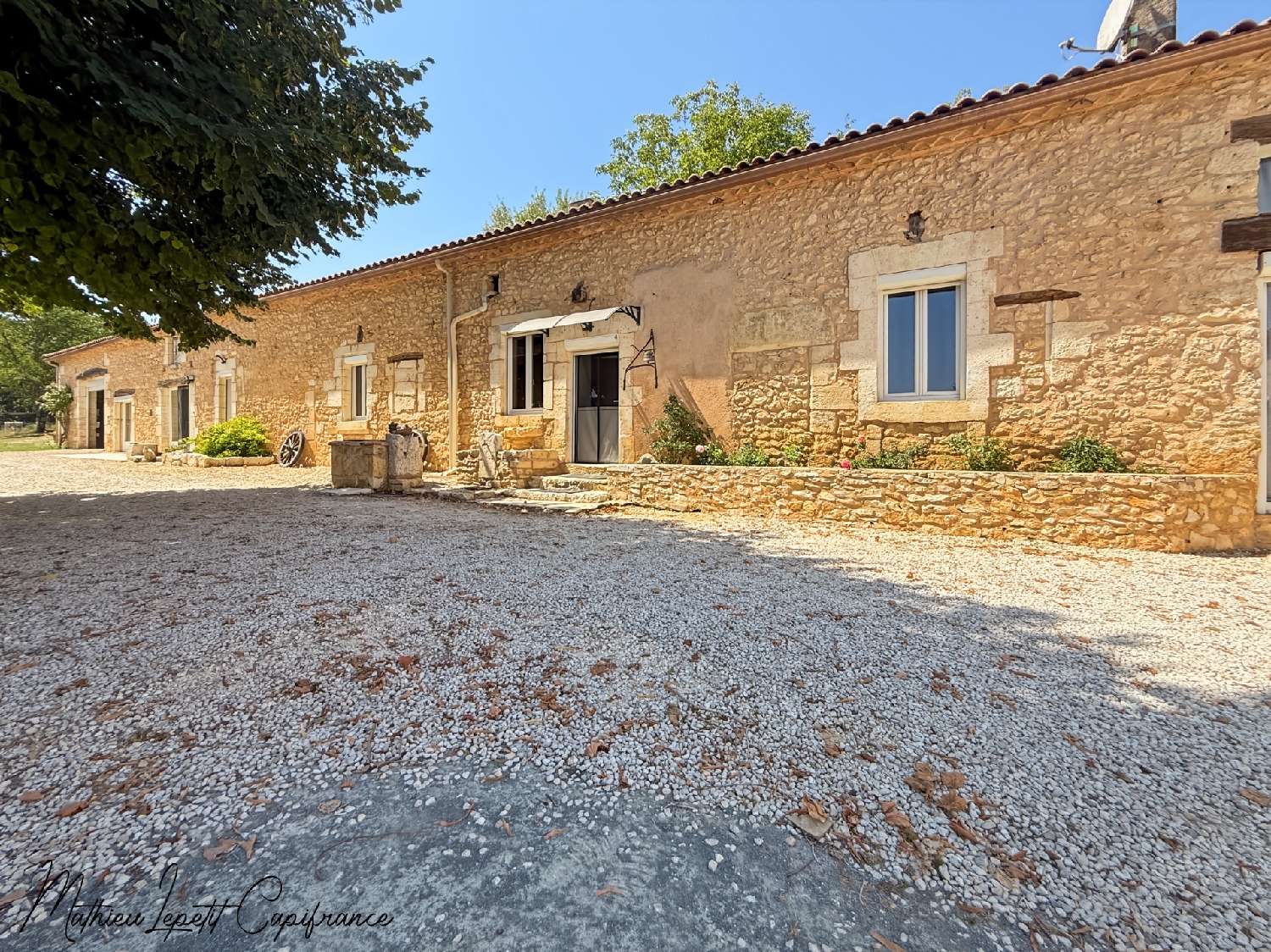 for sale house Sarliac-sur-l'Isle Dordogne 2