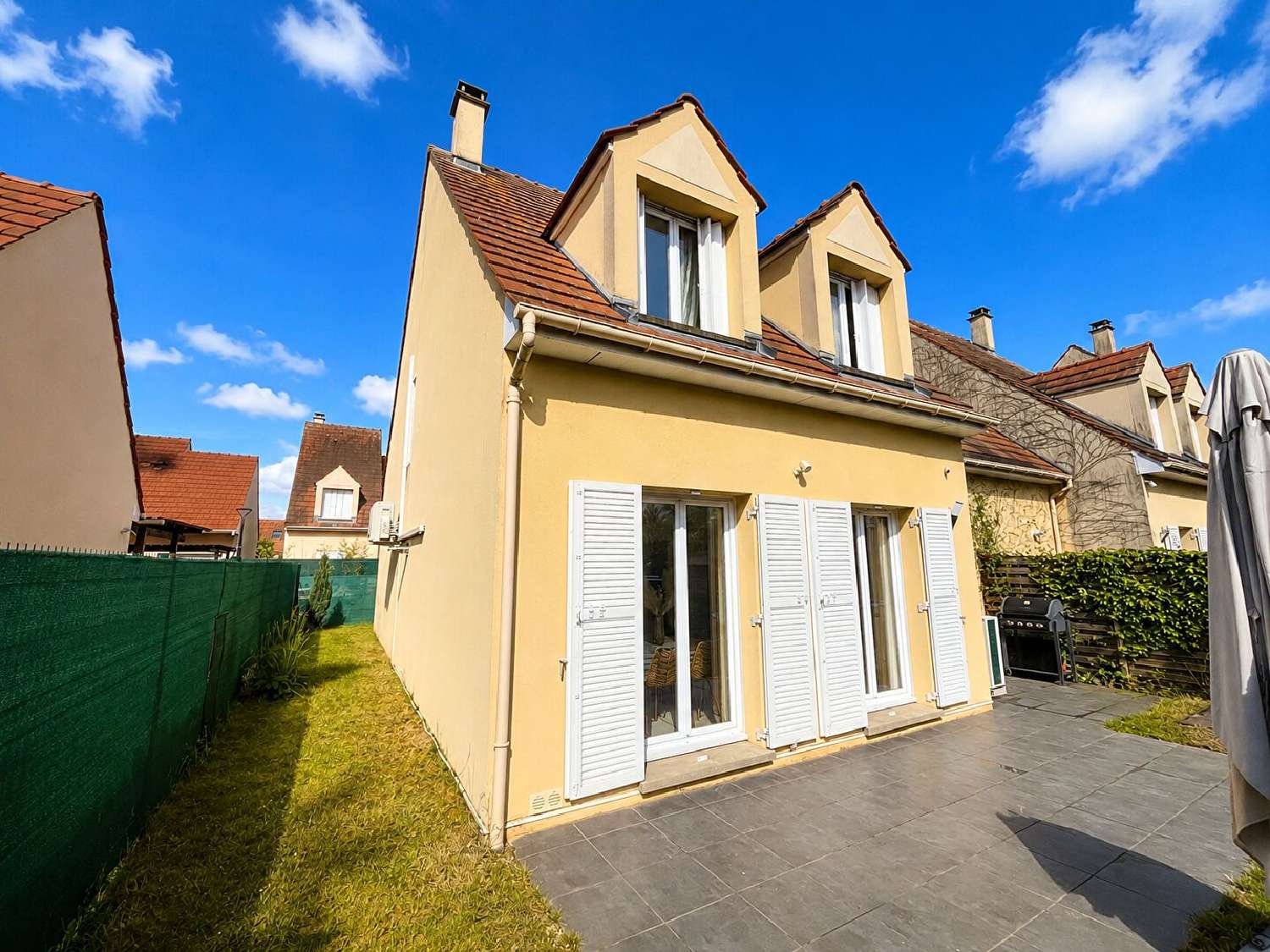  for sale house Savigny-le-Temple Seine-et-Marne 1