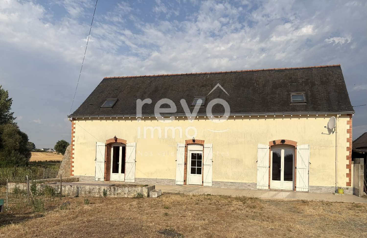 for sale house Sceaux-d'anjou Maine-et-Loire 2