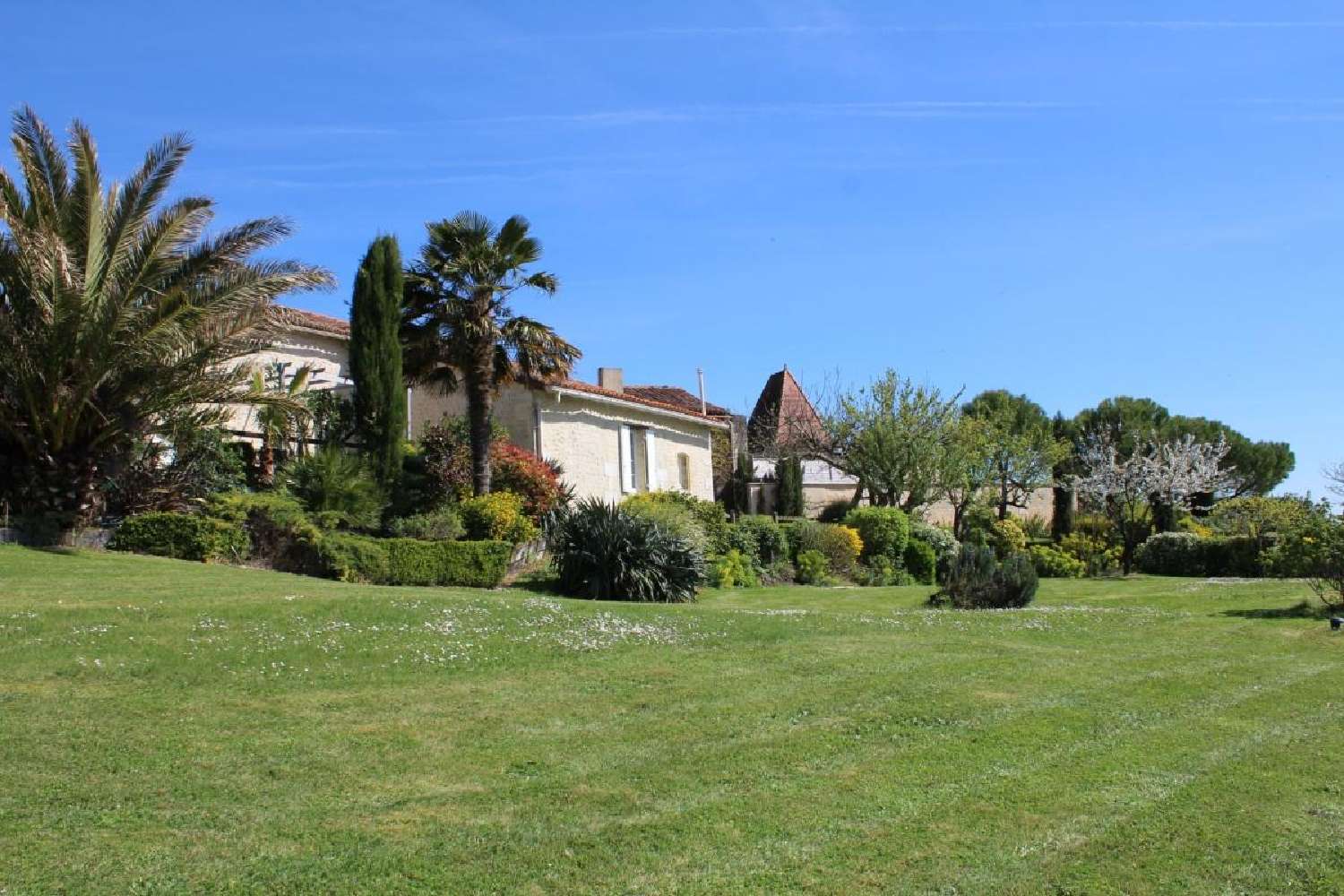 for sale house Sérignac Charente 2