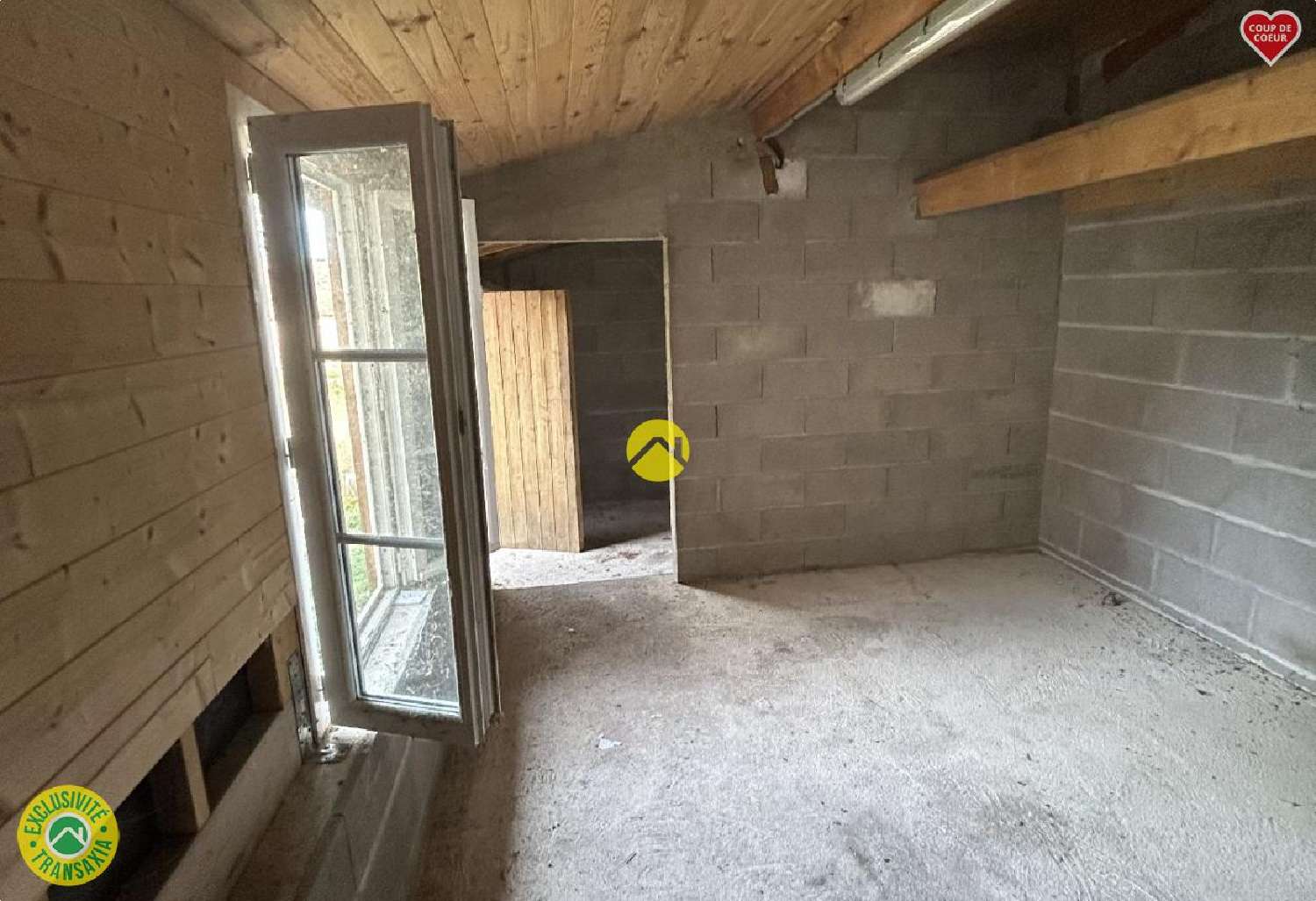 à vendre maison Theneuille Allier 8