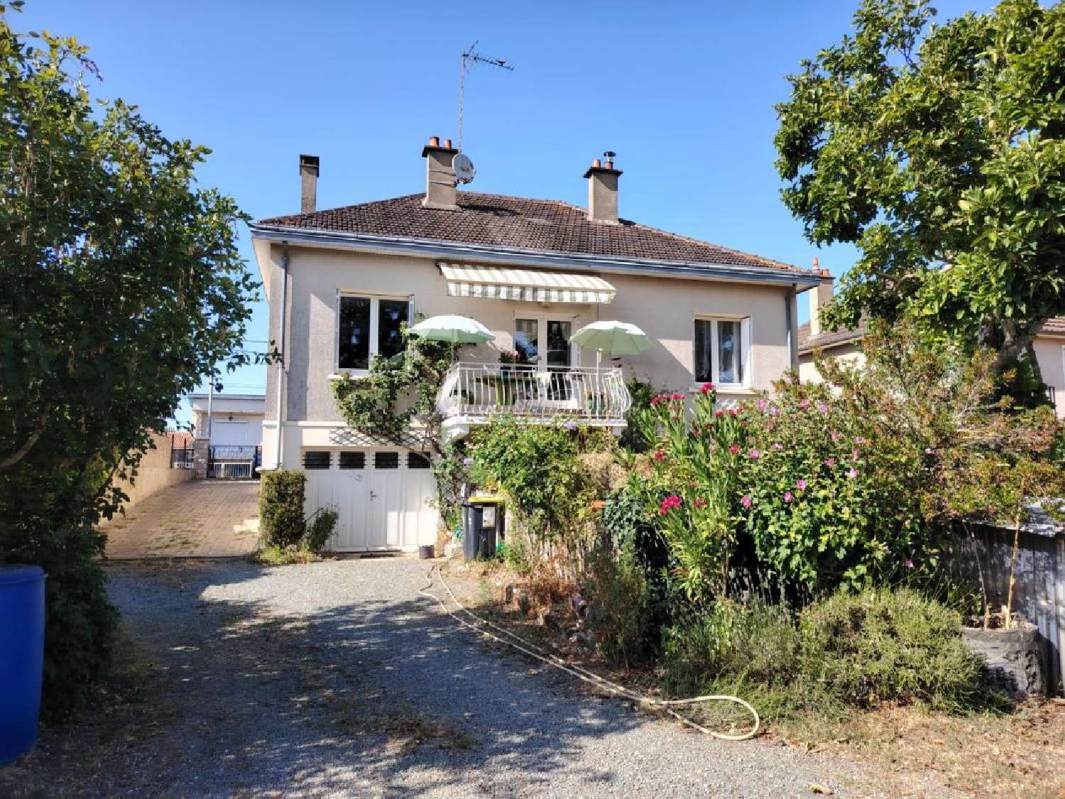 en venta casa Thuré Vienne 3