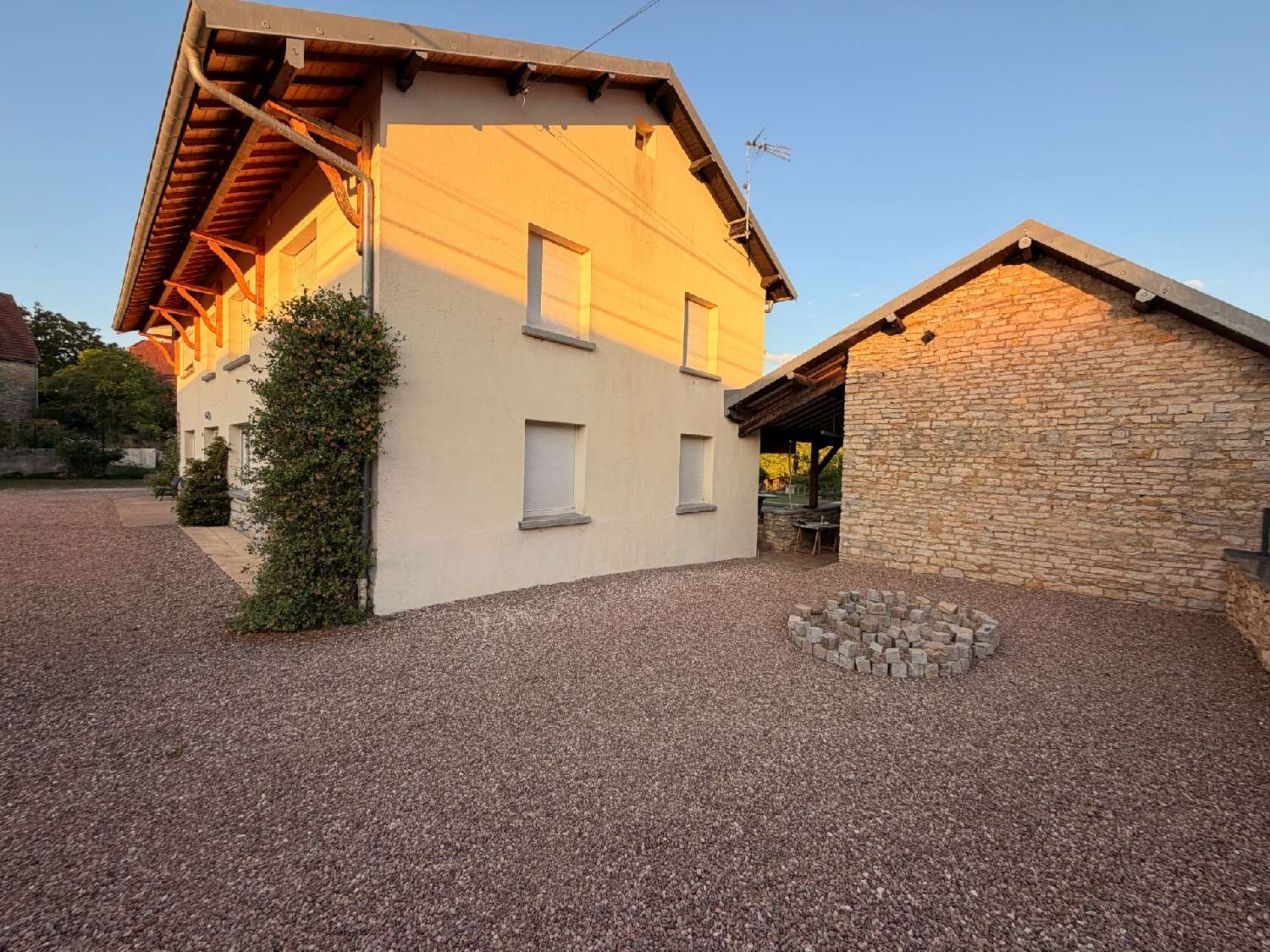 te koop huis Tincey-et-Pontrebeau Haute-Saône 2