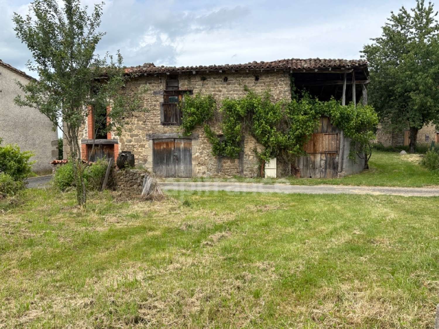  te koop huis Tours-sur-Meymont Puy-de-Dôme 4