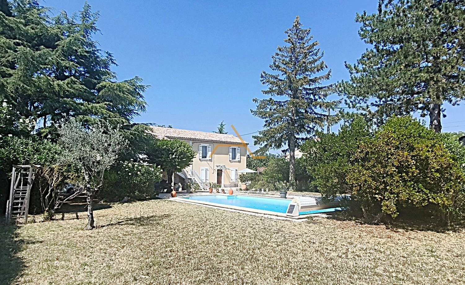 à vendre maison Valréas Vaucluse 2