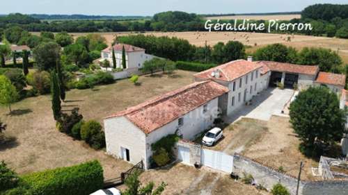 Varaize Charente-Maritime house foto 7384296