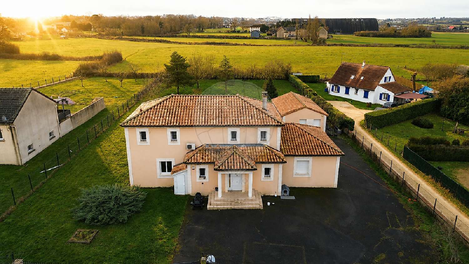 te koop huis Varennes-Vauzelles Nièvre 2