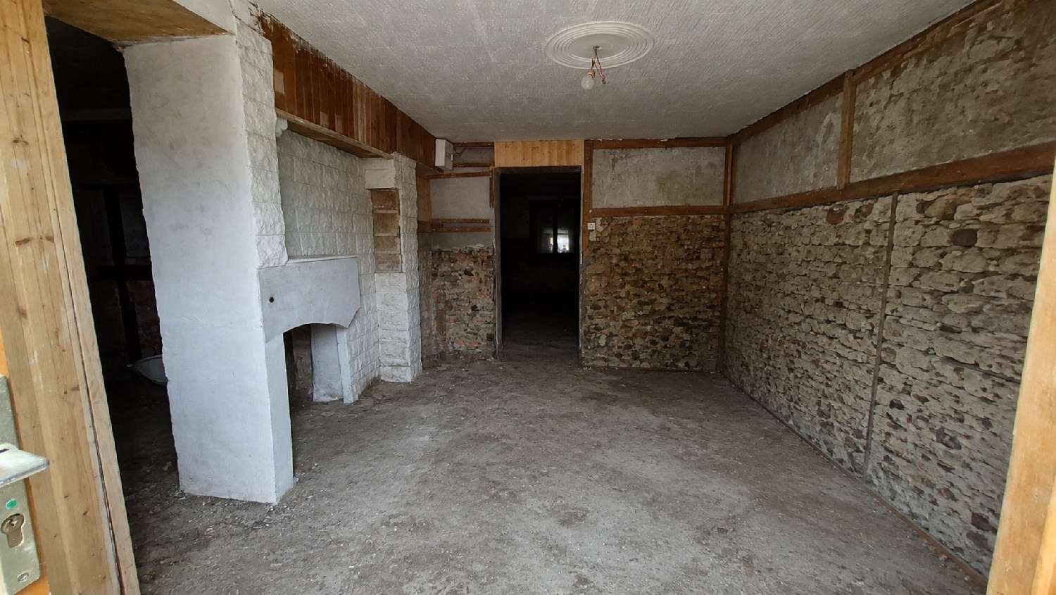 à vendre maison Ville-sur-Illon Vosges 2