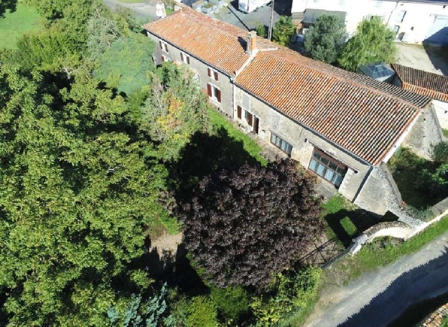 te koop huis Villefagnan Charente 2