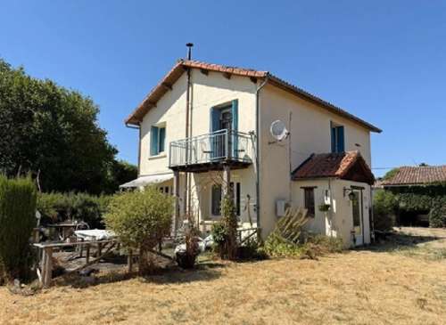 Villefagnan Charente maison foto