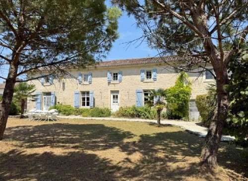 Villefagnan Charente house foto