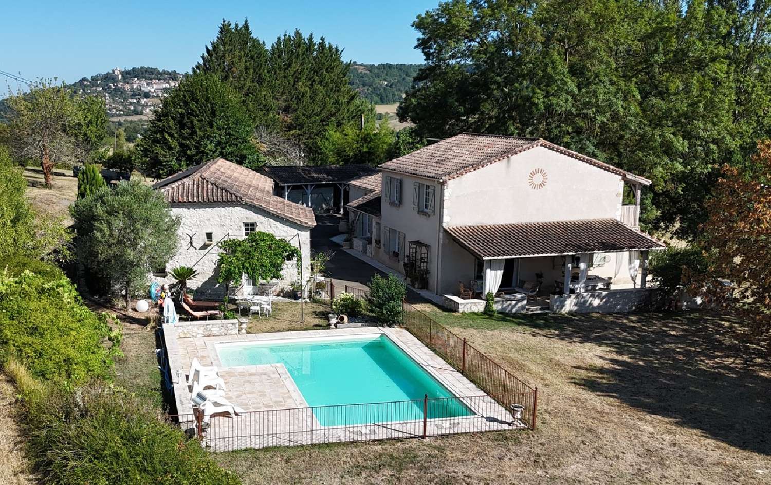 for sale house Villeneuve-sur-Lot Lot-et-Garonne 1