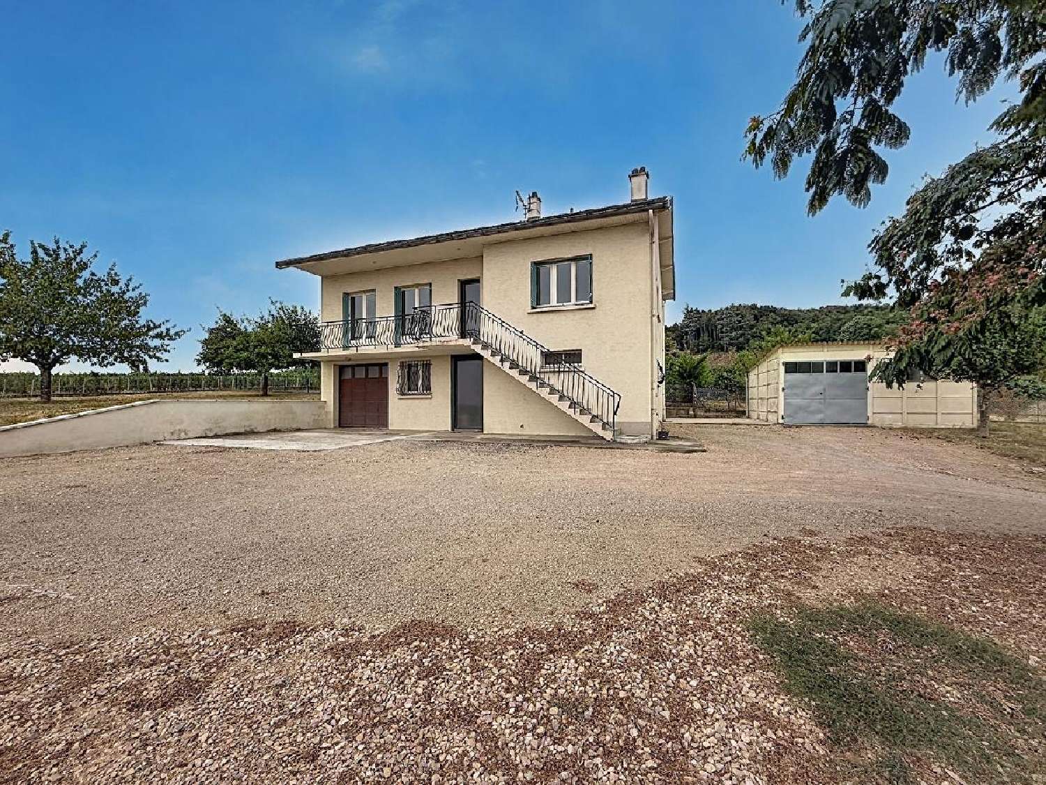 à vendre maison Viré Saône-et-Loire 1