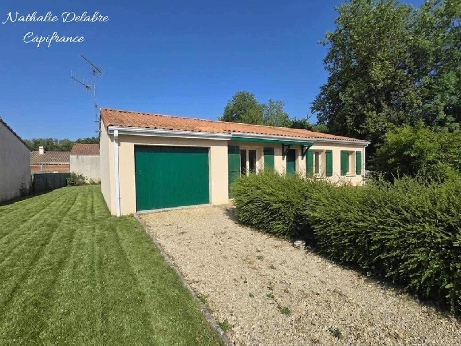  for sale house Vouillé Deux-Sèvres 2