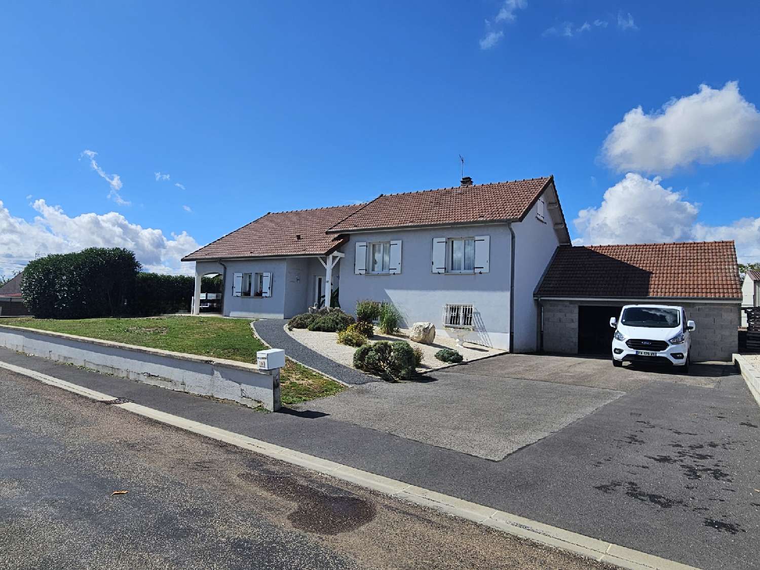 te koop huis Wassy Haute-Marne 1