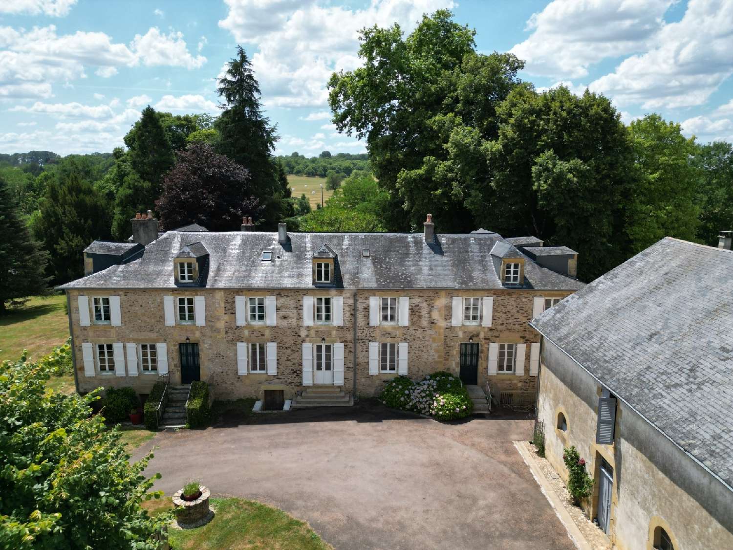  for sale mansion Lanouaille Dordogne 4