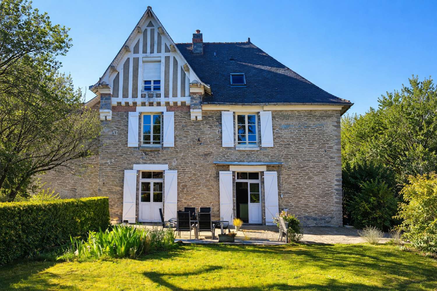 à vendre maison bourgeoise Laval Mayenne 1
