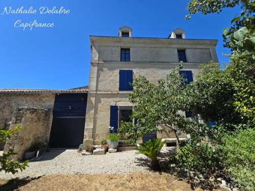 Saint-Maixent-l'École Deux-Sèvres Bürgerhaus Bild 7388977