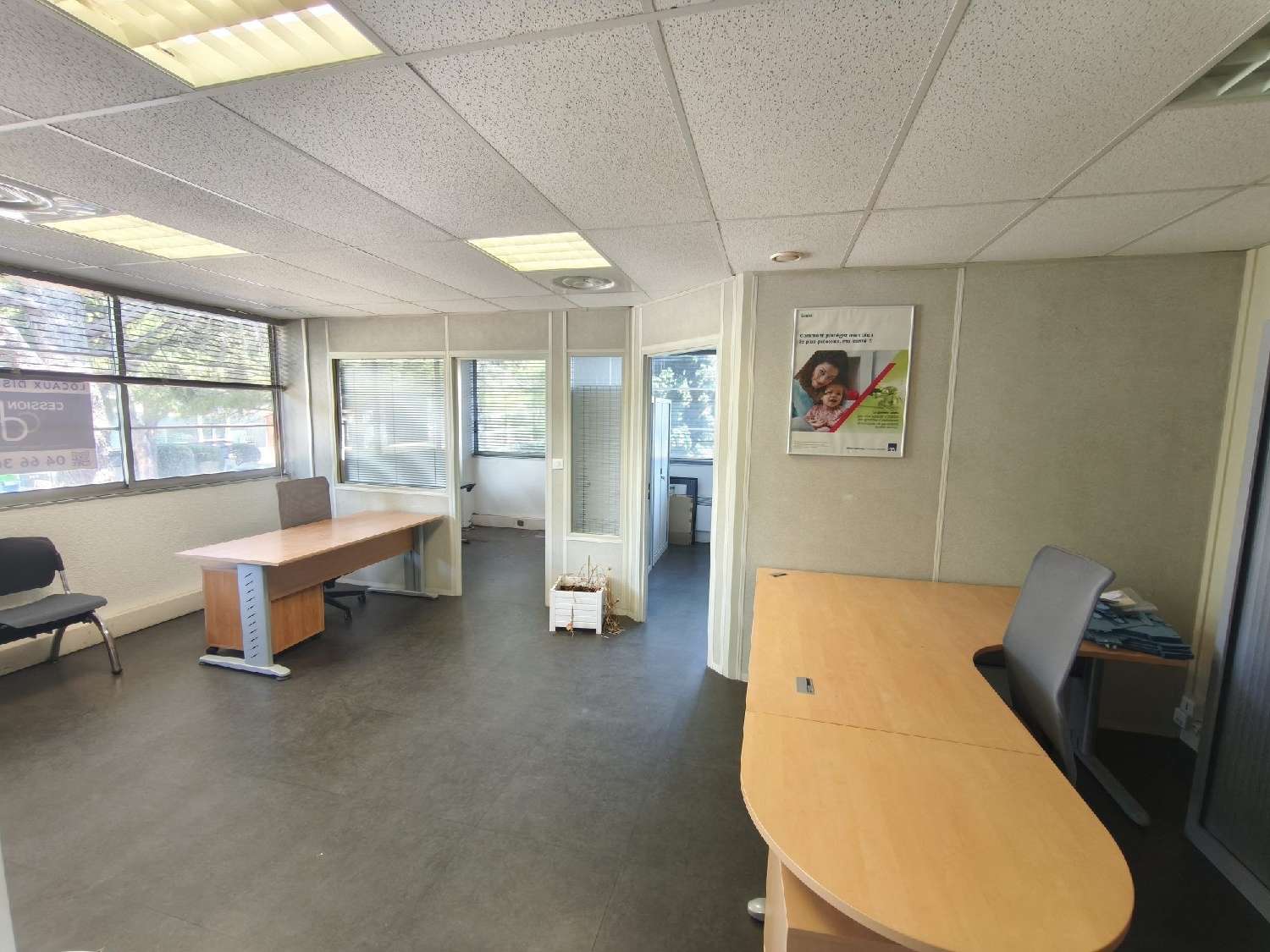 te koop kantoor Nîmes Gard 1