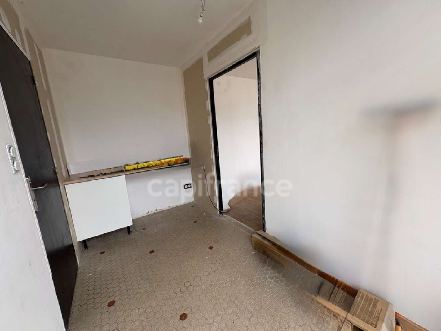 for sale office Saint-Julien-la-Vêtre Loire 7