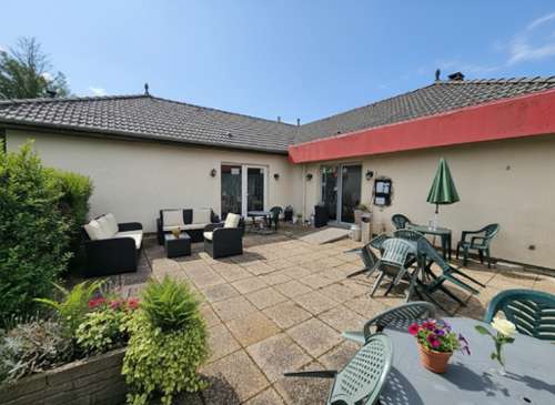 Neufchâteau Vogezen restaurant foto 7400501