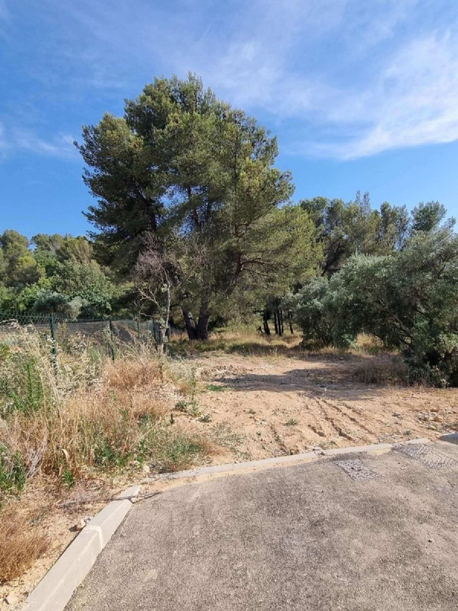  à vendre terrain Aix-en-Provence Bouches-du-Rhône 3