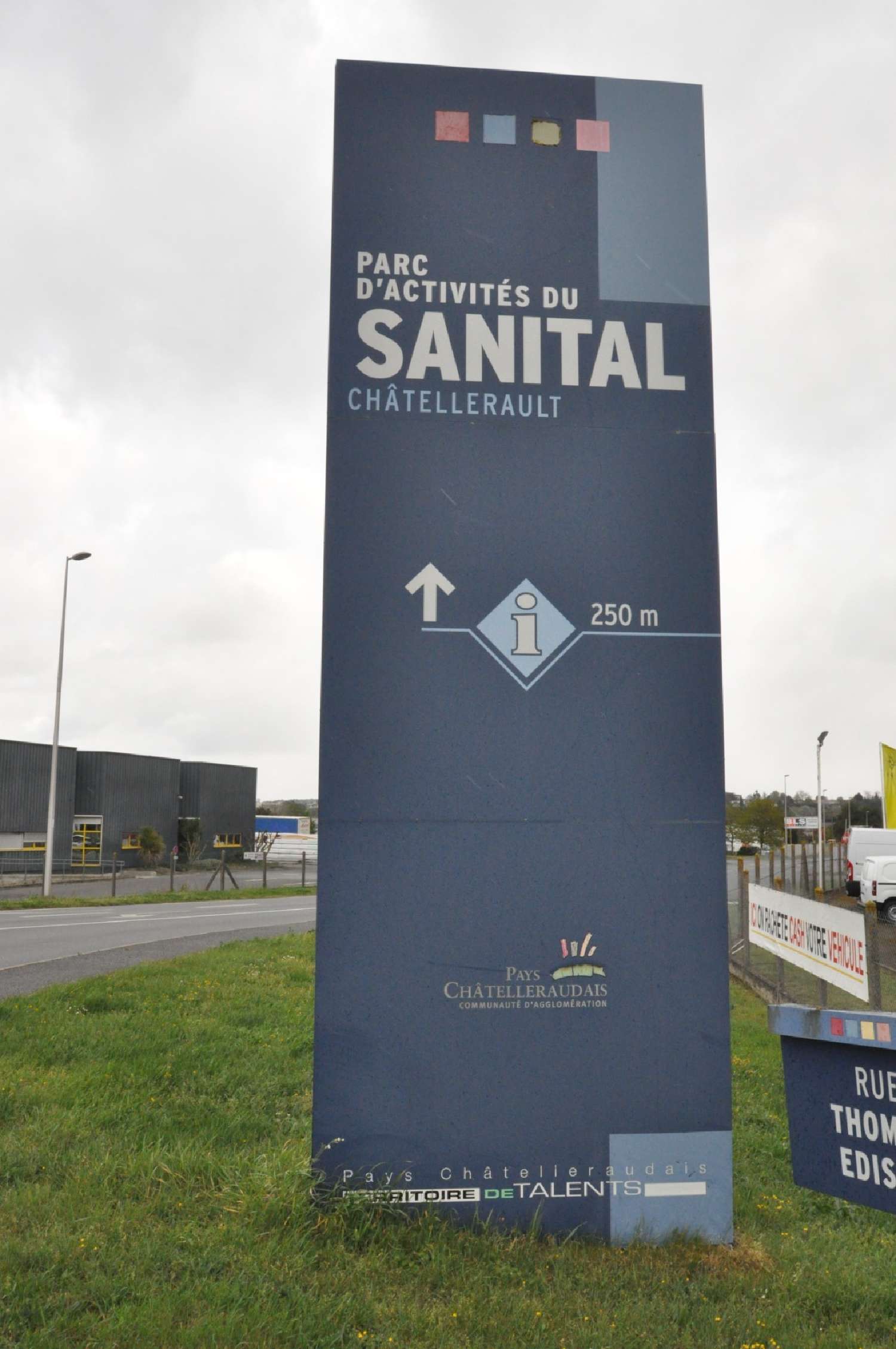 kaufen Grundstück Châtellerault Vienne 1