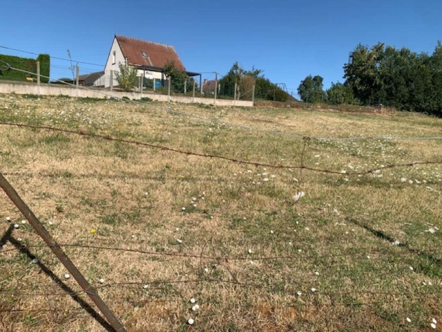 en venta terreno Clermont Oise 2